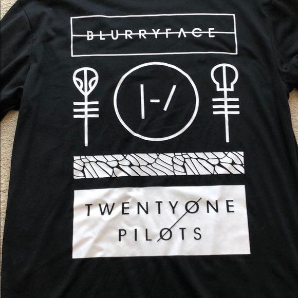 TWENTY ONE PILOTS LONG SLEEVE T SHIRT - Picture 2 of 6
